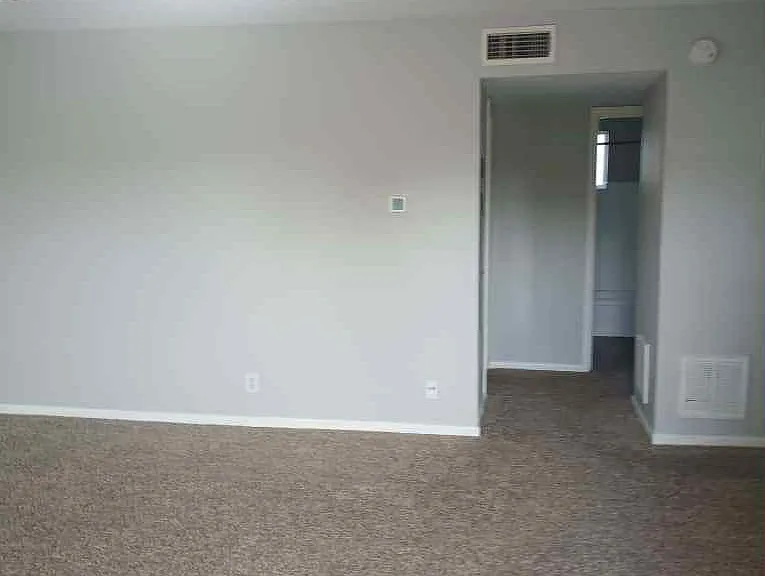4309 Pease St — Photo 22