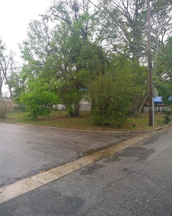 1st image of 440 Albany Ave