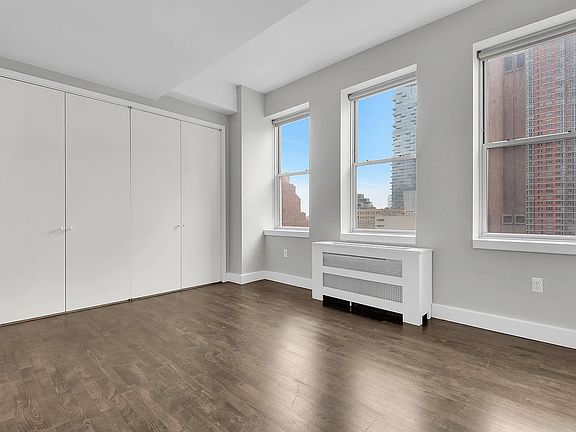 5th image of 80 Chambers St APT 15E