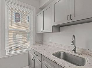25 Marshall St #1, Providence, RI 02909