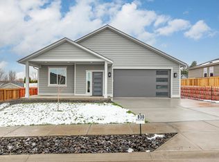 830 Steptoe View Ln, Cheney, WA 99004