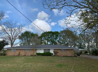 2405 Chataignier Rd, Ville Platte, LA 70586