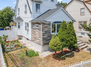 28 East Ave, Valley Stream, NY 11580