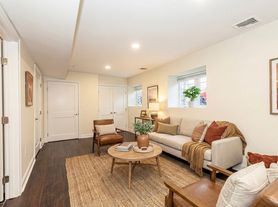 48 Caldwell Rd, Waltham, MA