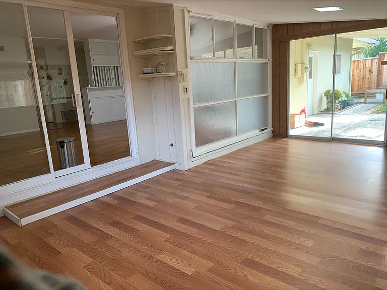 1059 S Bernardo Ave — Photo 7