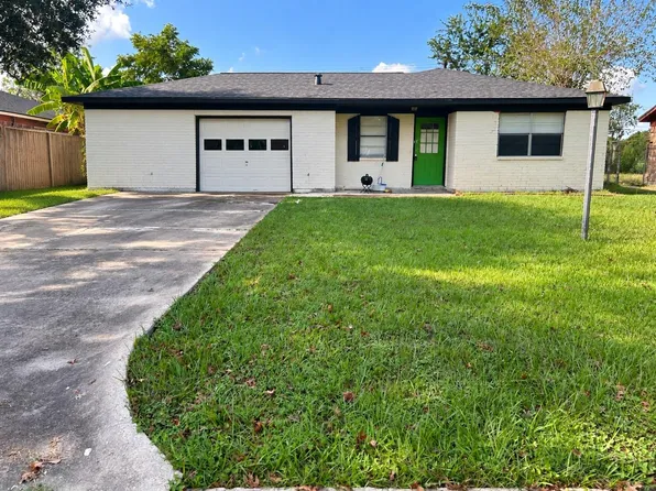 604 Linda Ln, Alvin, TX 77511