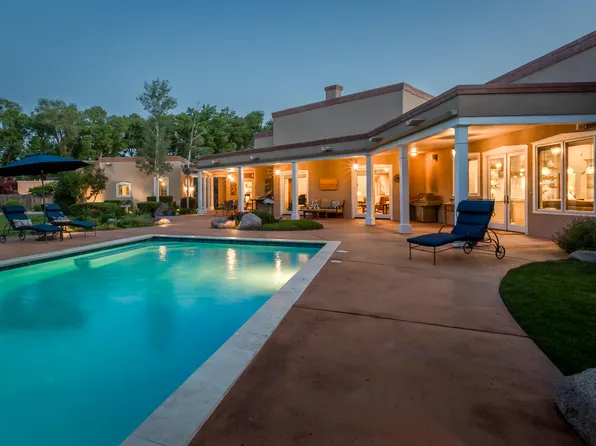 1120 Bona Terra Pl NW, Albuquerque, NM 87114