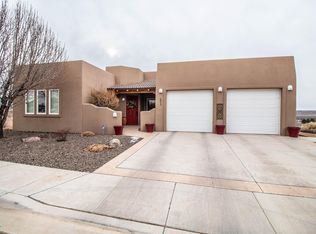 2817 Brittlebush Dr, Farmington, NM 87402