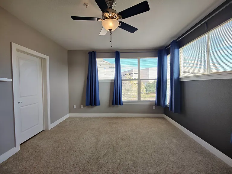 9019 E Panorama Cir #D-404 — Photo 6
