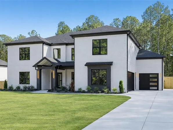 2590 Camp Mitchell Rd, Grayson, GA 30017