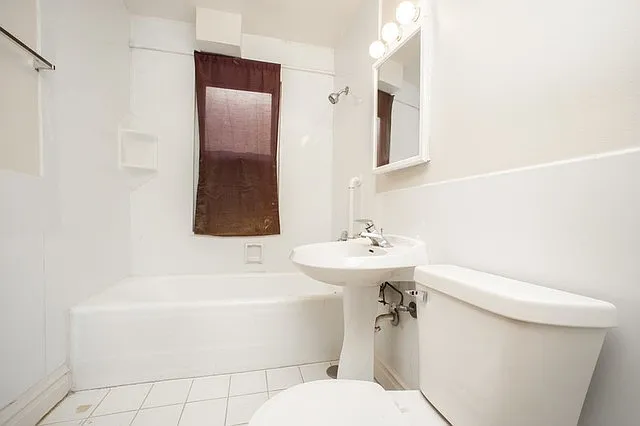 4305 W Wrightwood Ave #2 — Photo 3