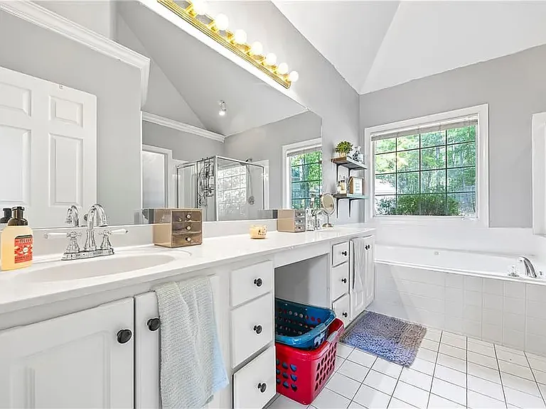 115 Stonewall Dr — Photo 13