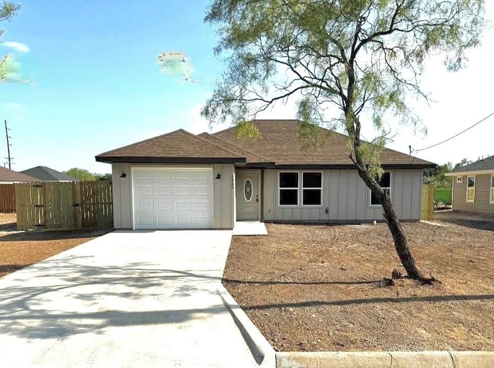 1st image of 2820 Oaklawn Blvd
