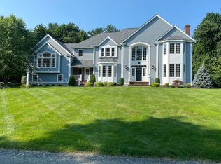 4 Steeple Ct, Andover, MA 01810