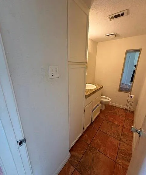 8306 Oakhaven Rd — Photo 8