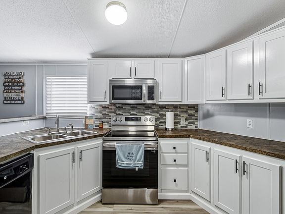 5th image of 144 Suanna Ln