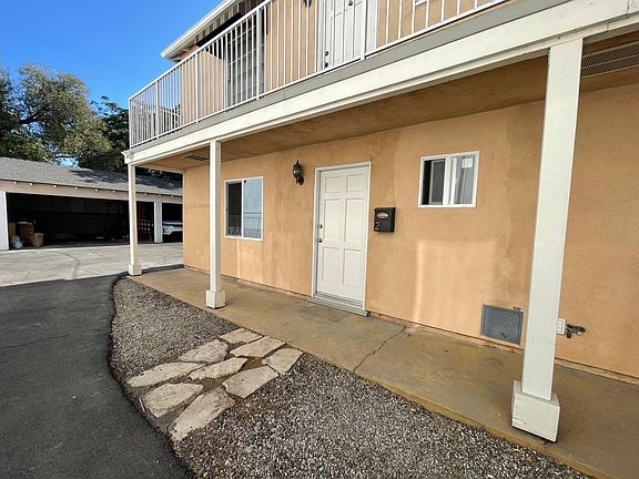 2nd image of 12936 Moorpark St APT 2