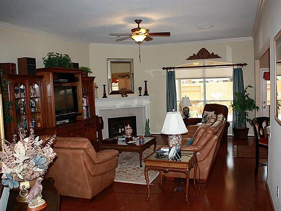 3rd image of 16110 Charter Rock Dr