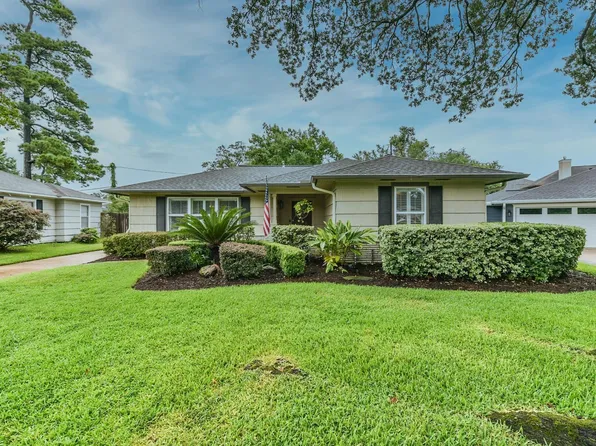 906 Bay Oaks Rd, Houston, TX 77008