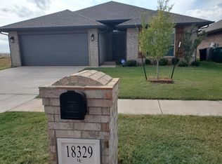 18329 Autumn Grove Dr, Edmond, OK 73012