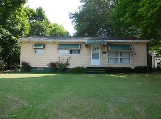 2821 W Bailey Rd, Cuyahoga Falls, OH 44221