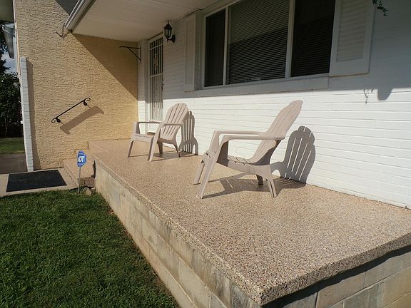 3rd image of 466 Briarwood Dr