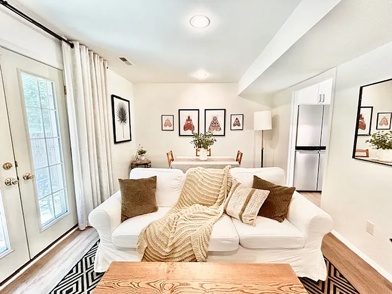 4823 Willett Pkwy — Photo 11