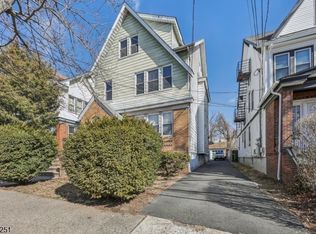 35 Cleveland Ave, Newark, NJ 07106