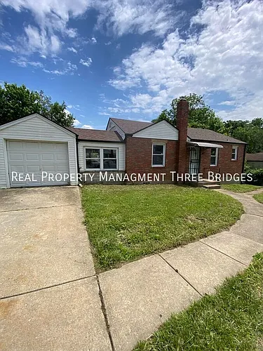 60 Mayme Dr Photo 1