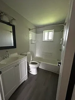 6368 Ambleside Dr #D — Photo 10