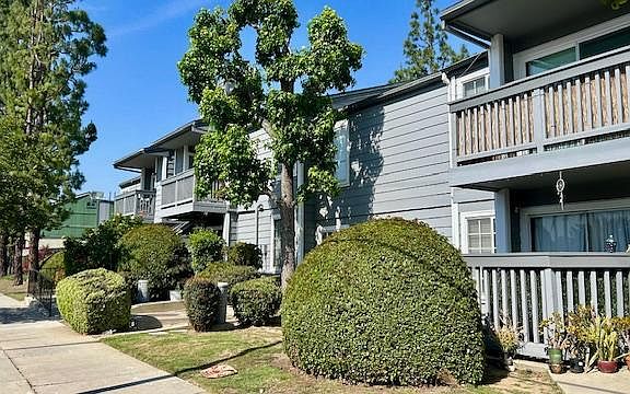 2nd image of 9714 Sepulveda Blvd Unit 11