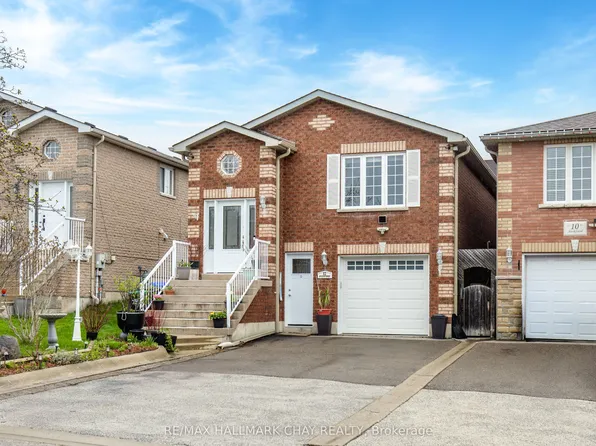 12 Aishford Rd, Bradford West Gwillimbury, ON L3Z 3E3