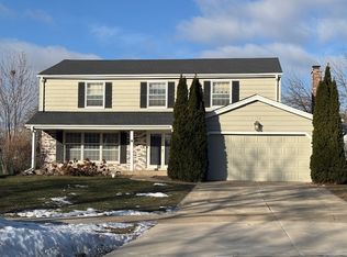1134 Jamestown Ct, Schaumburg, IL 60193