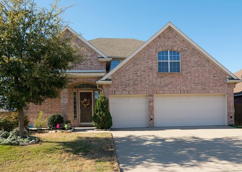 1st image of 5924 Ivy Glen Dr