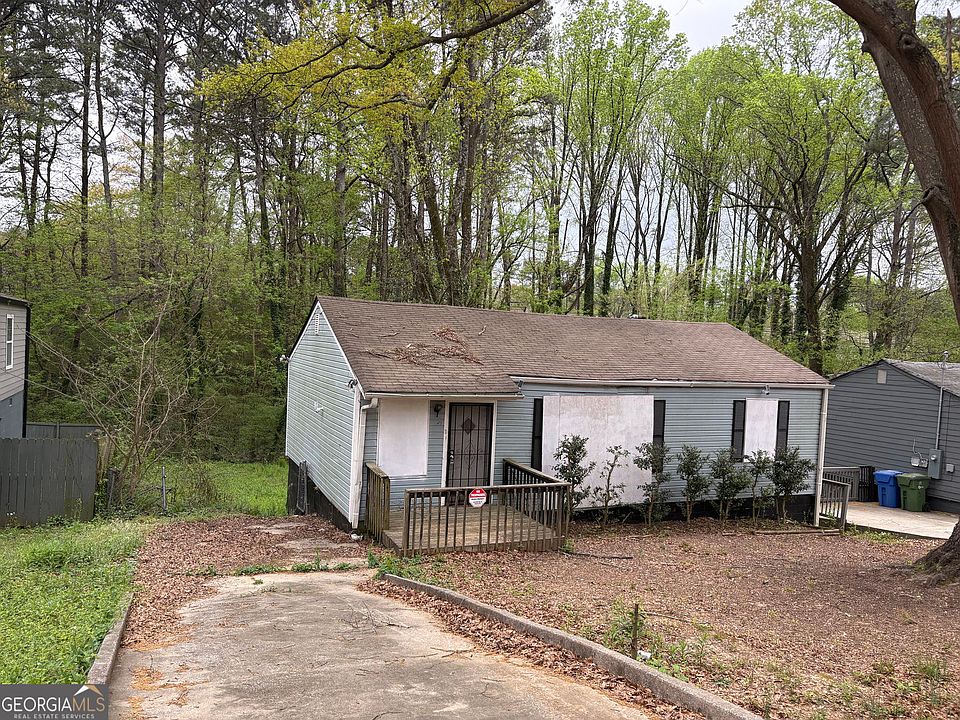 1st image of 2550 Godfrey Dr NW