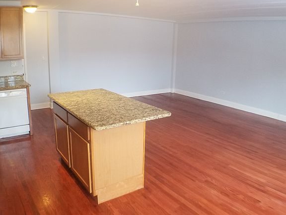 5th image of 2115 W Farwell Ave APT 210