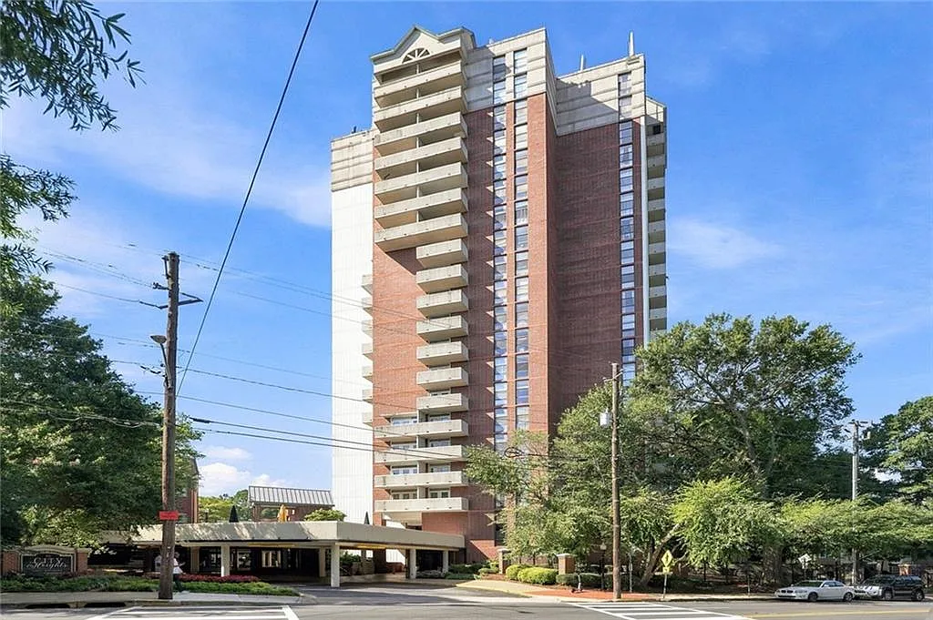 2 bed, 1.0 bath, 1014 sqft, $1,625 — Photo 4