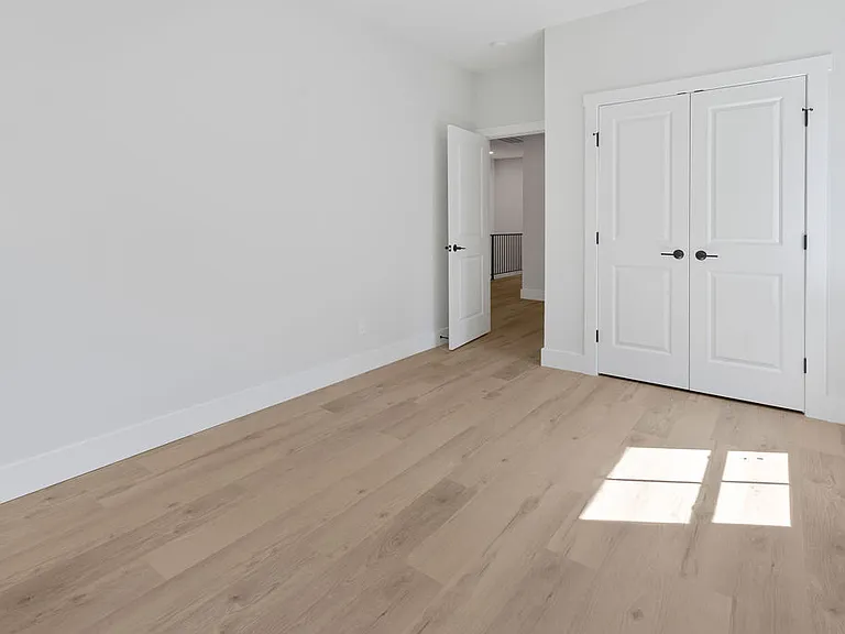 3127 Columbus Cir — Photo 18