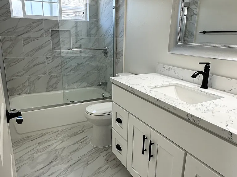 Bathroom brand new remodeled. Size 10'X5'
