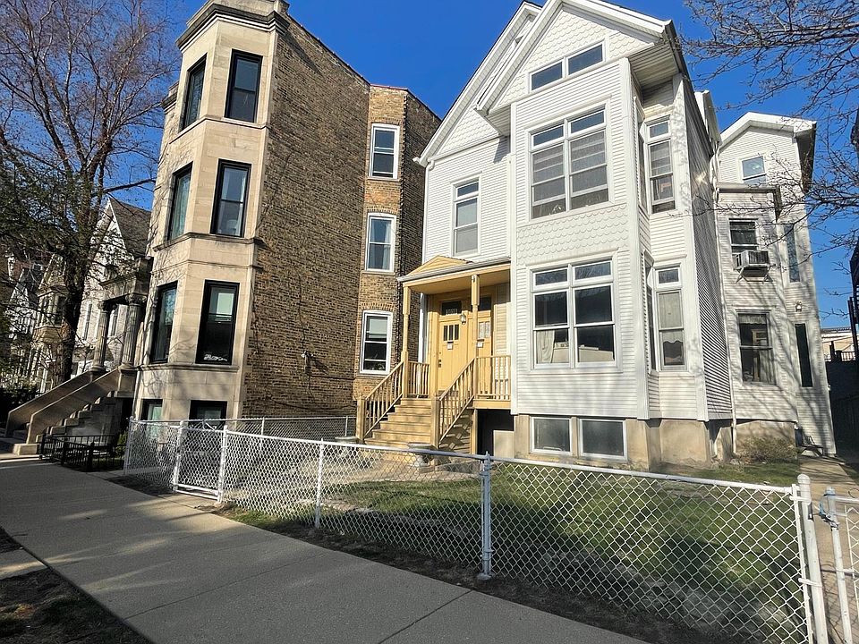 1st image of 3039 N Kenmore Ave APT 1R