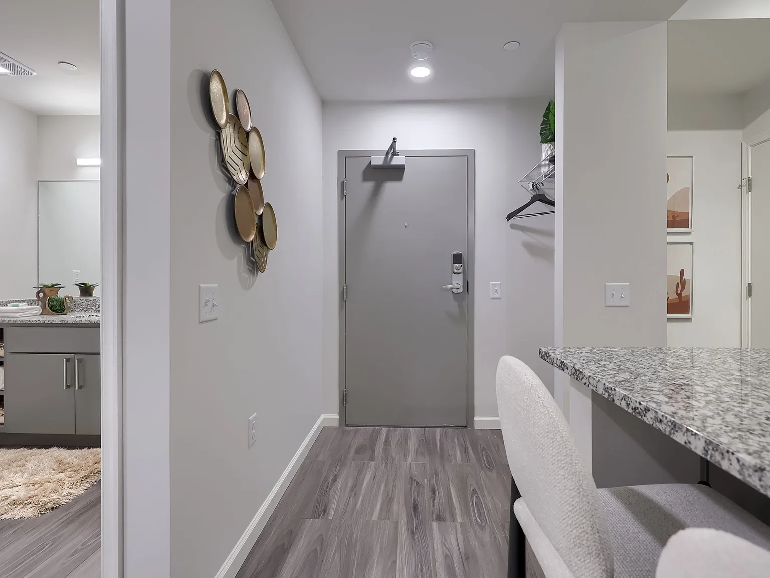 Gallery 118 — Photo 3