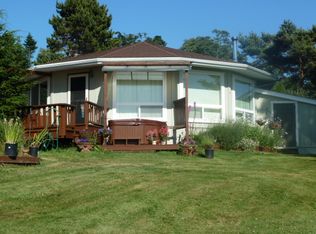 1898 Cedarcrest Ave, Coupeville, WA 98239