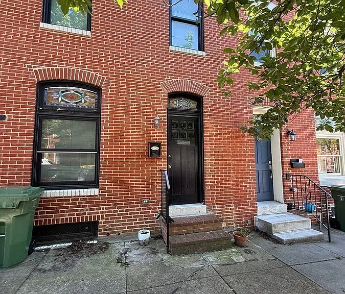 2119 Bank St — Photo 17