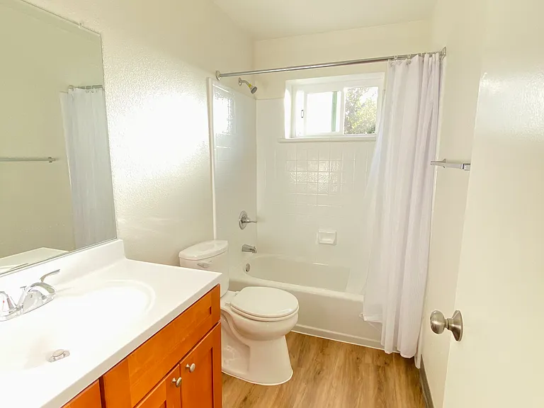 1713 Ross Cir #3 — Photo 7
