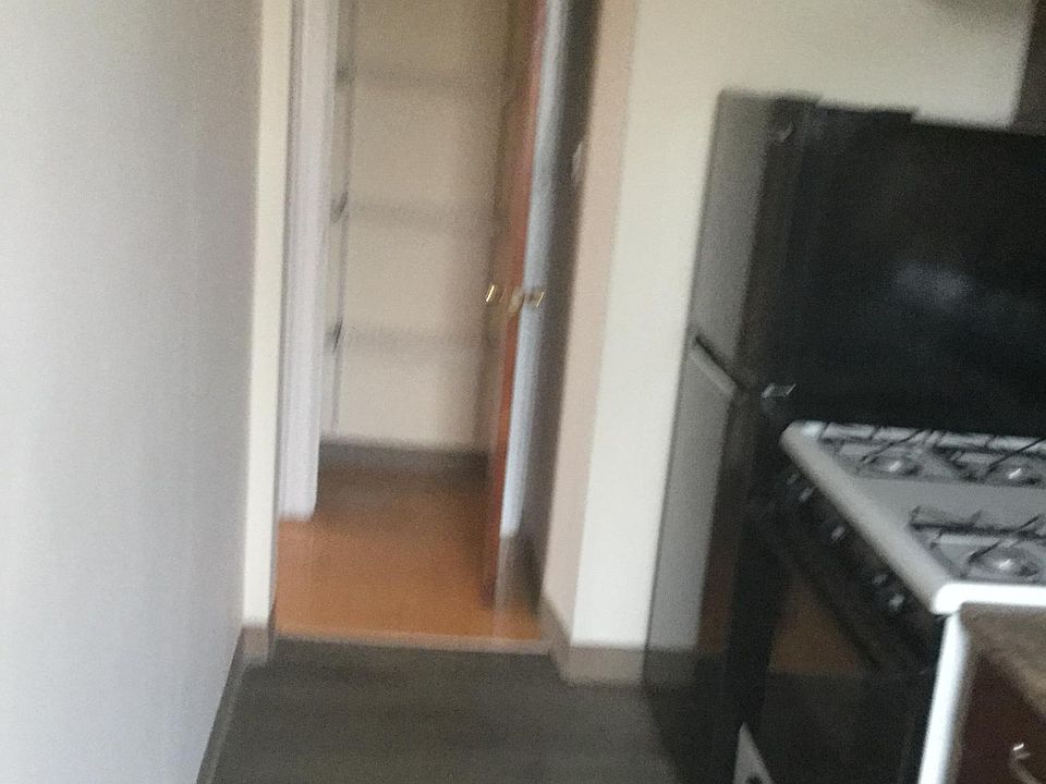 1st image of 3 129th St Floor 3