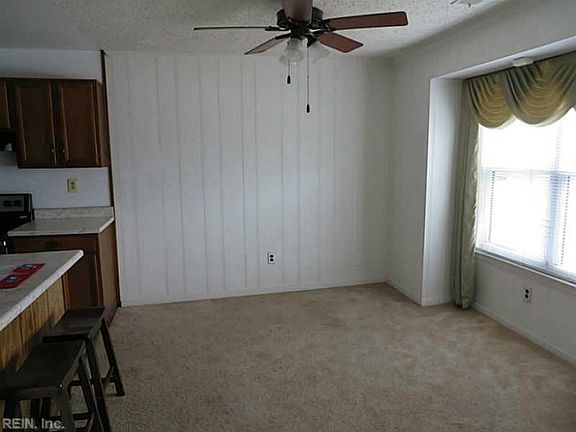 2nd image of 3454 Waltham Cir