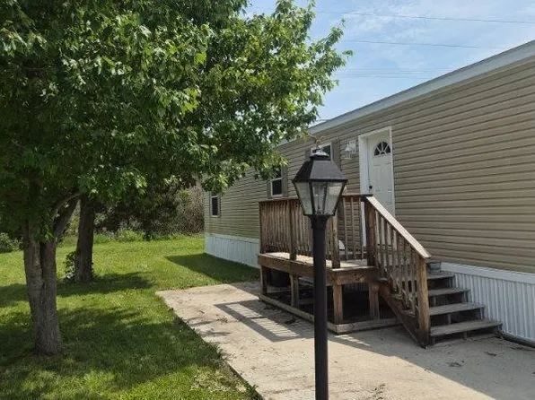 114 E Sassafras Dr, Morton, IL 61550