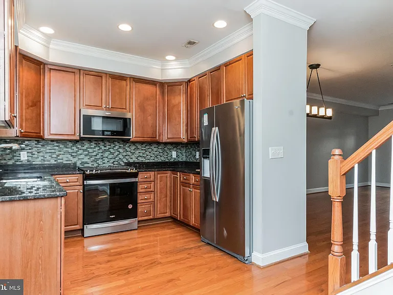 2270 S Garfield St #4 — Photo 13