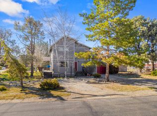1120 Coldwater Dr, Frazier Park, CA 93225