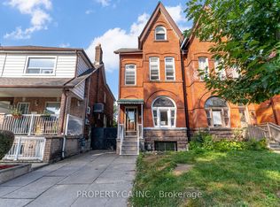 372 Saint Clarens Ave #BASEMENT, Toronto, ON M6H 3W3